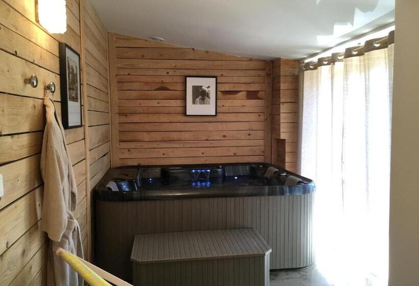 חדר סטנדרט עם מיטת קינג, O'lodge