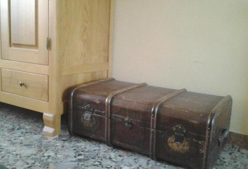 غرفة قياسية ثلاثية, B&b Su Semucu