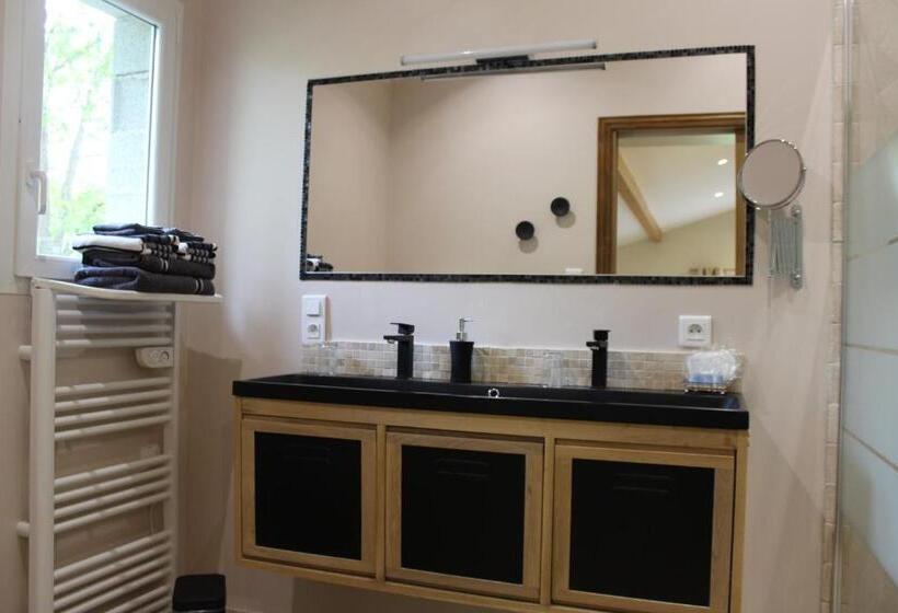 Номер Superior Кровать Кинг, La Garde Pile De Fichou