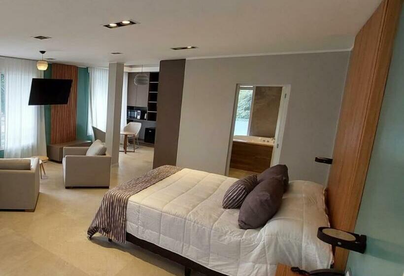 Deluxe Suite, Hosteria Atahualpa Yupanqui