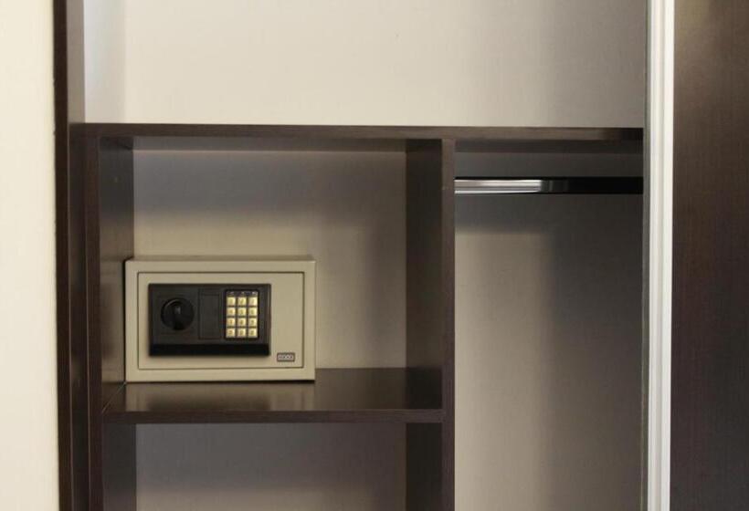 Standaard Vierpersoonskamer, Hosteria Atahualpa Yupanqui