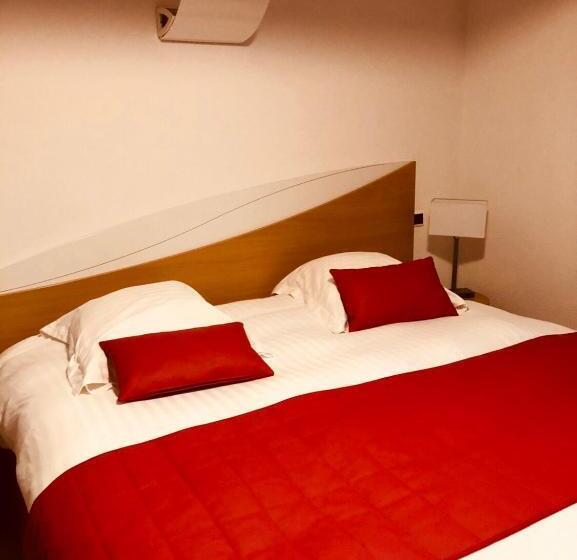 חדר סטנדרט, Le Champ Des Lys