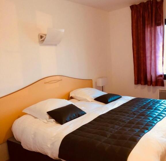 חדר משפחתי, Le Champ Des Lys