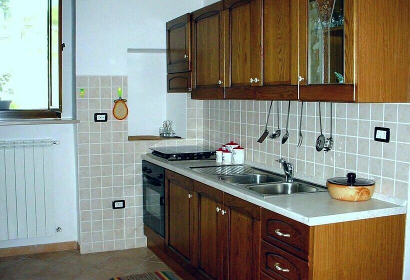 דירת משפחה, Agriturismo Arcomano