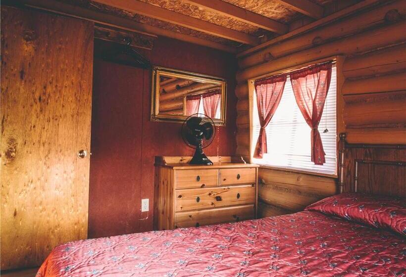 오두막, Island Life Cottages