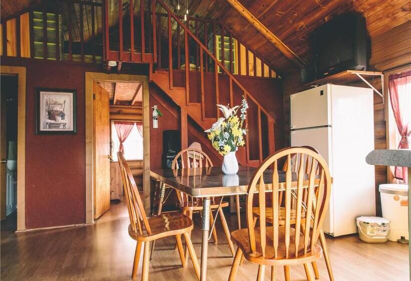 오두막, Island Life Cottages