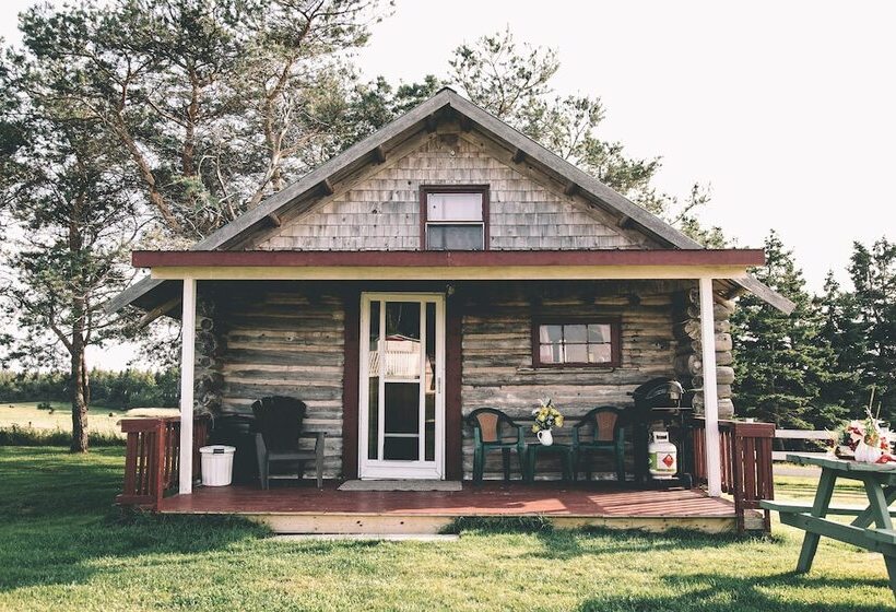 小室, Island Life Cottages