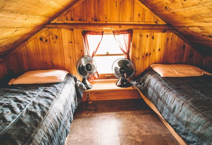 오두막, Island Life Cottages