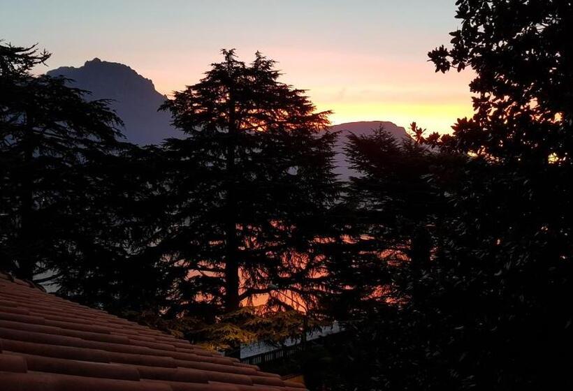 스탠다드 룸 호수 전망, Villa Ucci