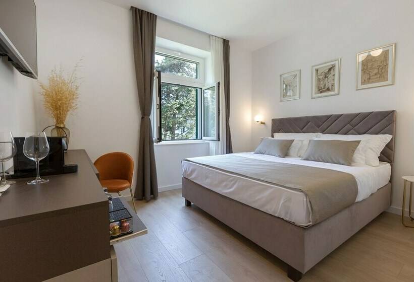 Deluxe Zimmer mit Meerblick, Green Park Luxury Rooms