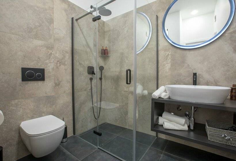 Deluxe Zimmer mit Meerblick, Green Park Luxury Rooms