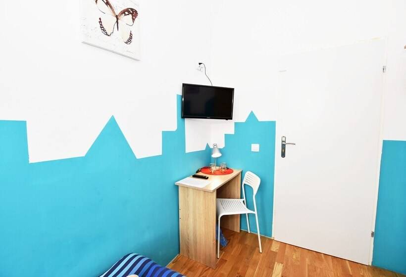 스탠다드 룸 공동 욕실, City Central Hostel   Pokoje Prywatne