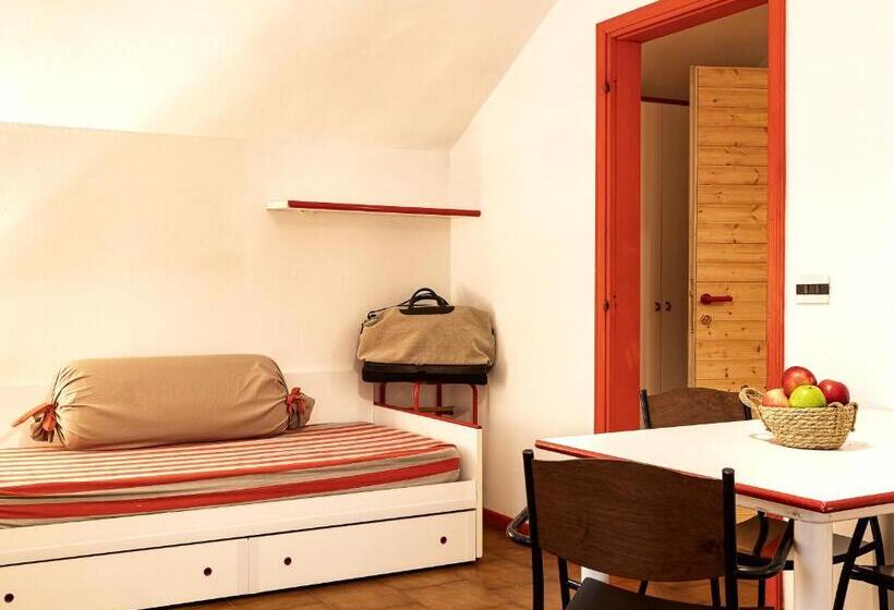 اتاق استاندارد سه نفره, Aparthotel Claviere