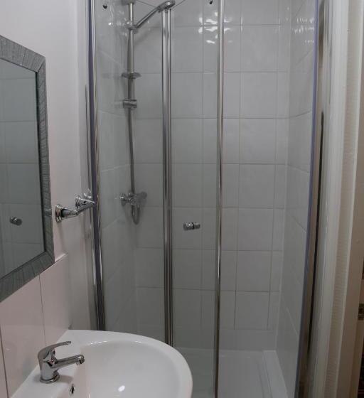 סוויטה אקזקיוטיב, Atz&h Inn