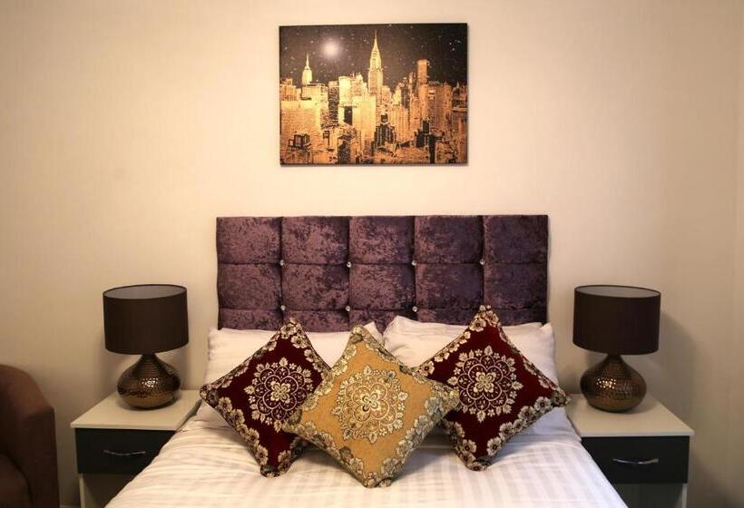 חדר דלוקס, Atz&h Inn