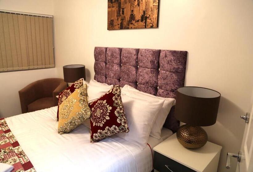 חדר דלוקס, Atz&h Inn