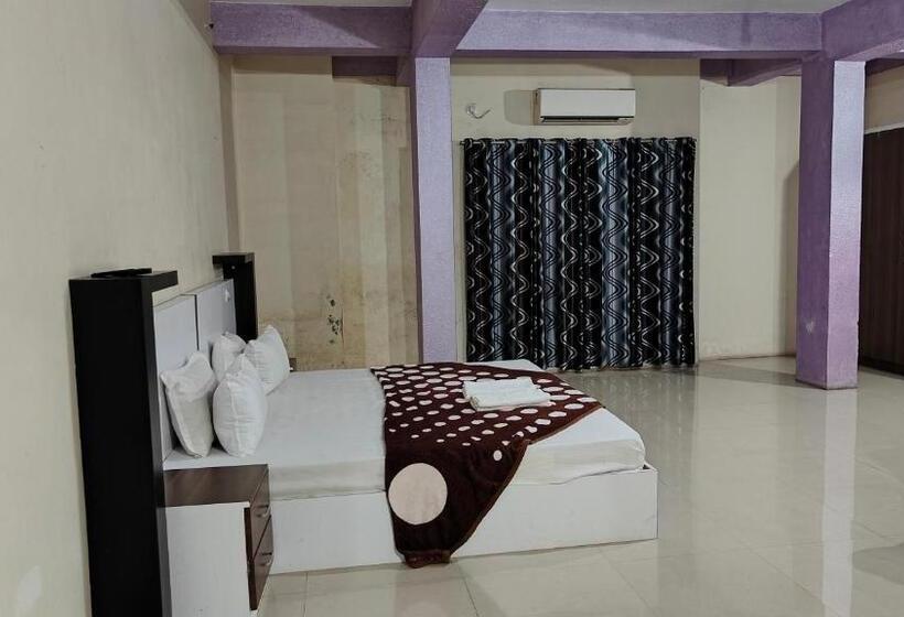 디럭스 룸, Pphliving Khaleej Residency