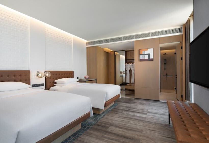 اتاق استاندارد با 2 تخت دوبل, Four Points By Sheraton Shanghai Hongqiao