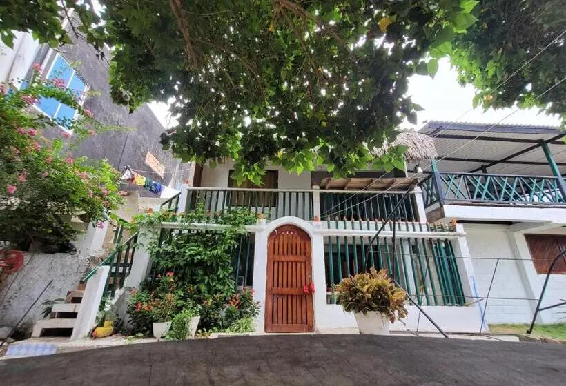 スタンダード4人部屋, Hostel Rincon Del Mar Ebenezer