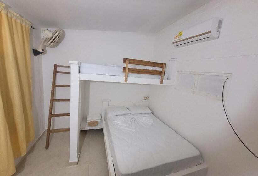 스탠다드 방갈로, Hostel Rincon Del Mar Ebenezer