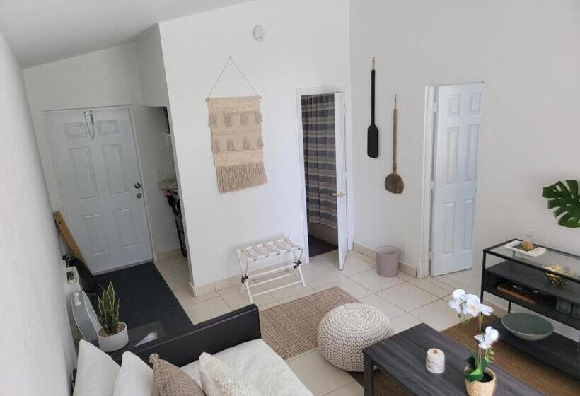 豪华工作室, Motel Lauderdale Inn