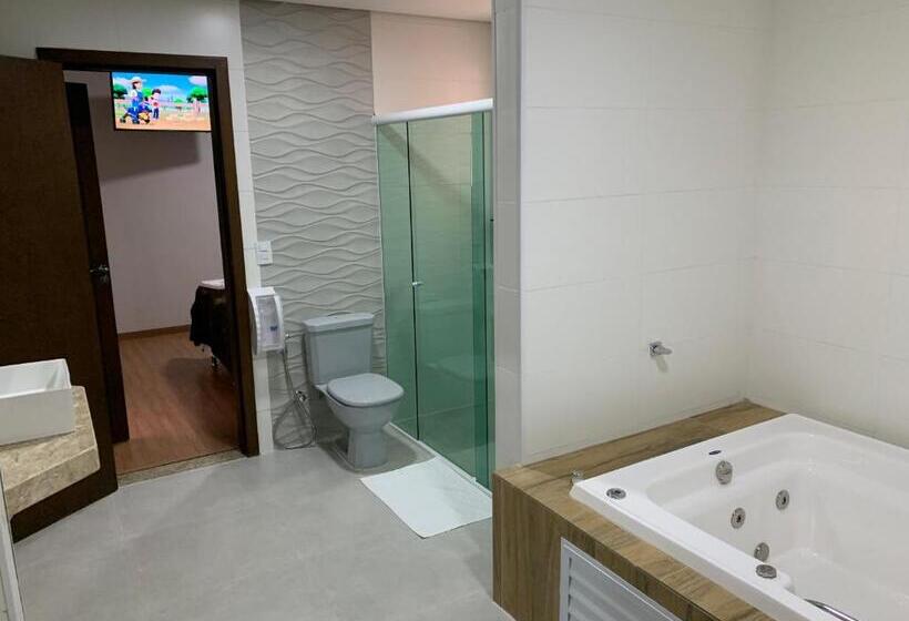 Трехместный Номер Deluxe, Aliança Barbacena