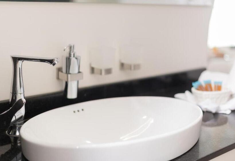 סוויטה משפחתית, Deluxe & Executive Spa By Rafaelo