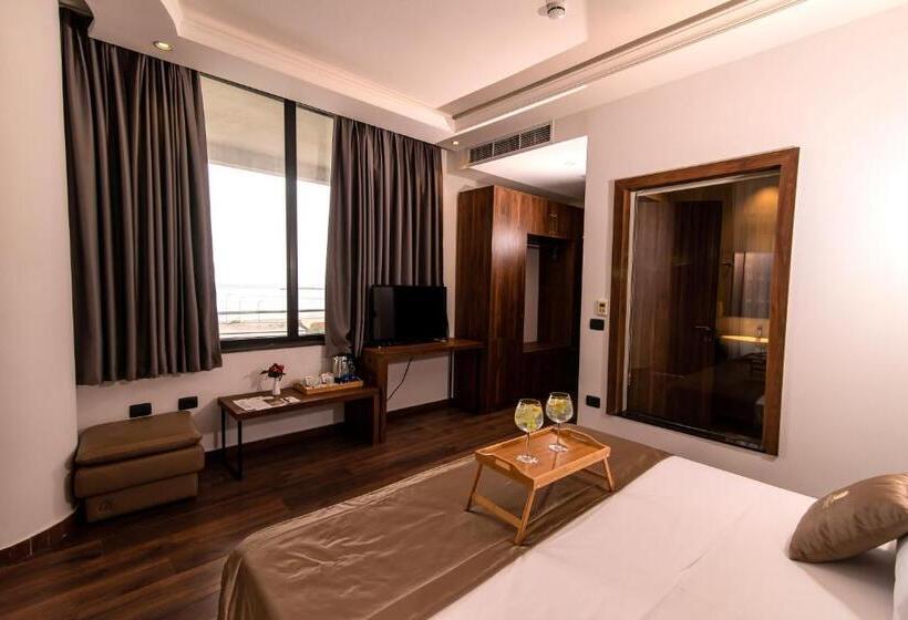 חדר סטנדרט נוף לים, Deluxe & Executive Spa By Rafaelo