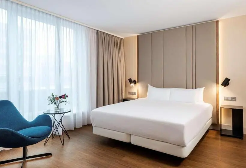 シングルデラックスルーム, NH Hannover