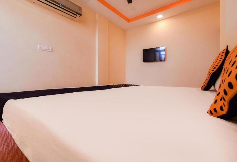 Трехместный Номер Классика, Spot On 75702  Shivam And Food Court