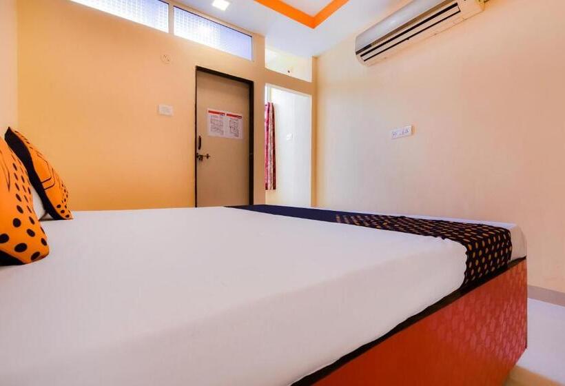 Трехместный Номер Классика, Spot On 75702  Shivam And Food Court