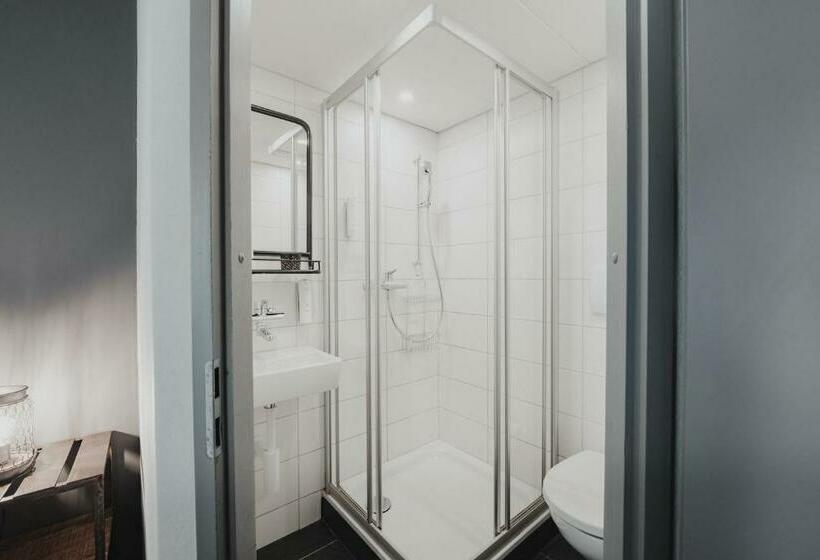 اتاق استاندارد, No8 Boutique Hotel   Self Check In