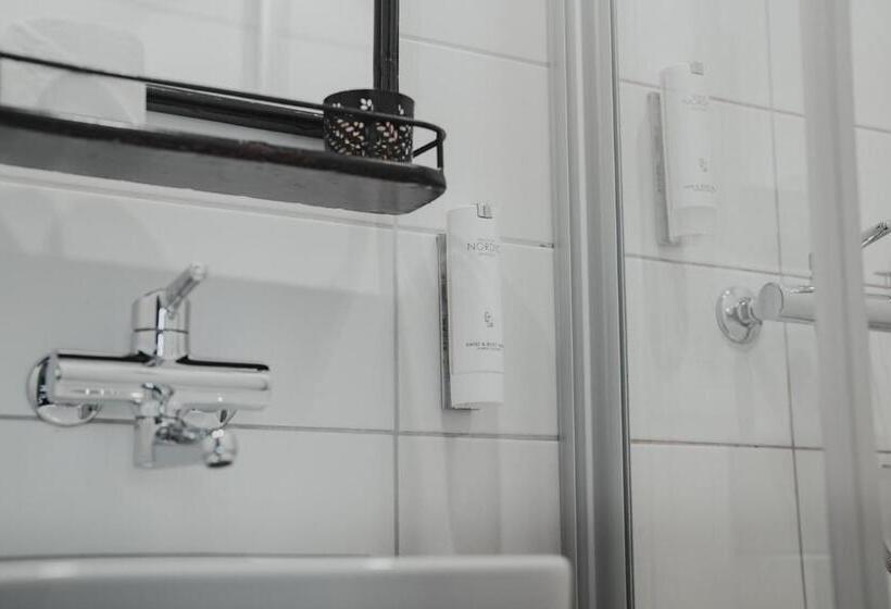 اتاق خانوادگی, No8 Boutique Hotel   Self Check In