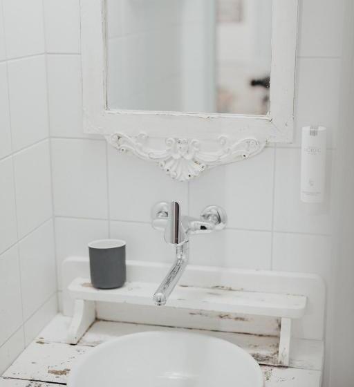 آپارتمان 1 خوابه, No8 Boutique Hotel   Self Check In