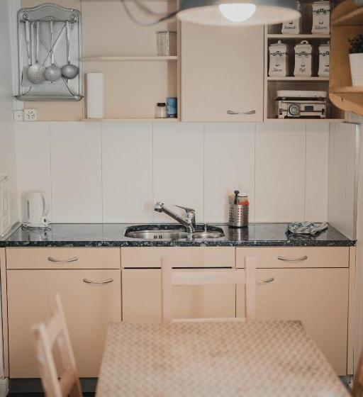 آپارتمان 1 خوابه, No8 Boutique Hotel   Self Check In