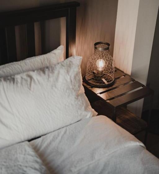 اتاق استاندارد, No8 Boutique Hotel   Self Check In