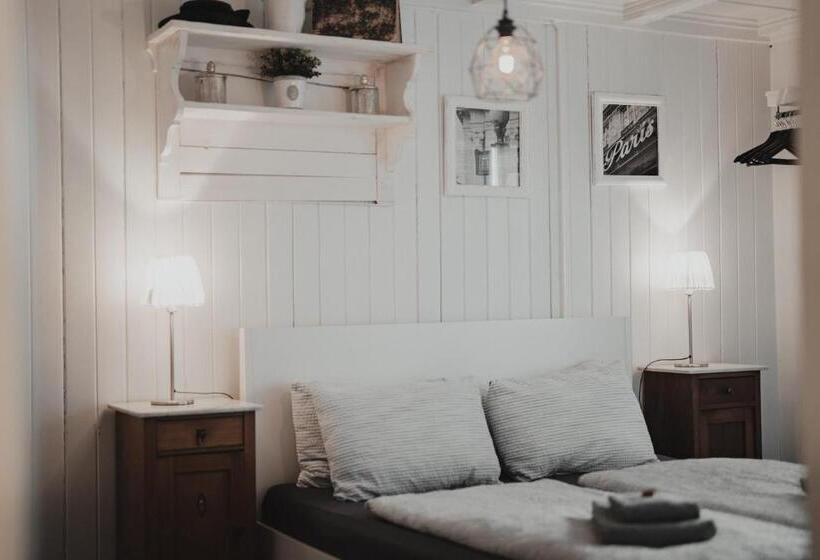 آپارتمان 1 خوابه, No8 Boutique Hotel   Self Check In