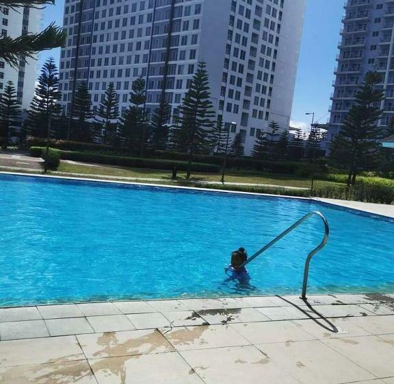 آپارتمان 1 خوابه با تراس, R&a Staycation At Wind Residence