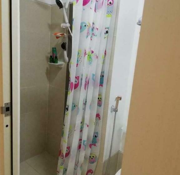 آپارتمان 1 خوابه با تراس, R&a Staycation At Wind Residence