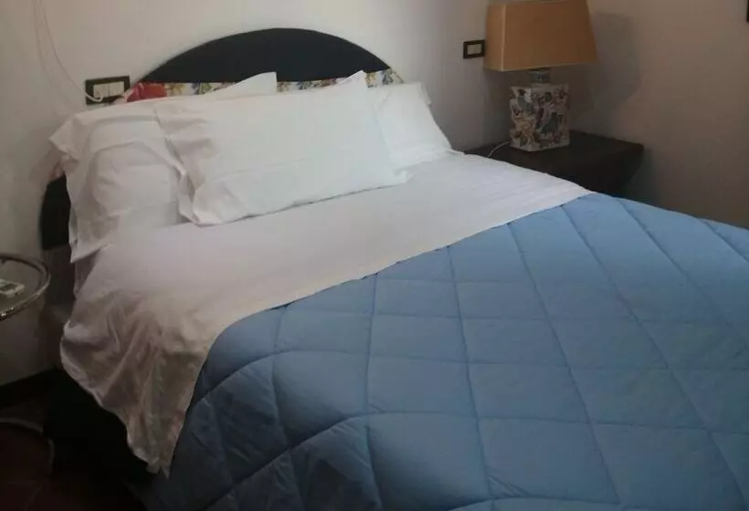 スーペリアールーム, Locanda Di Alia   B&b