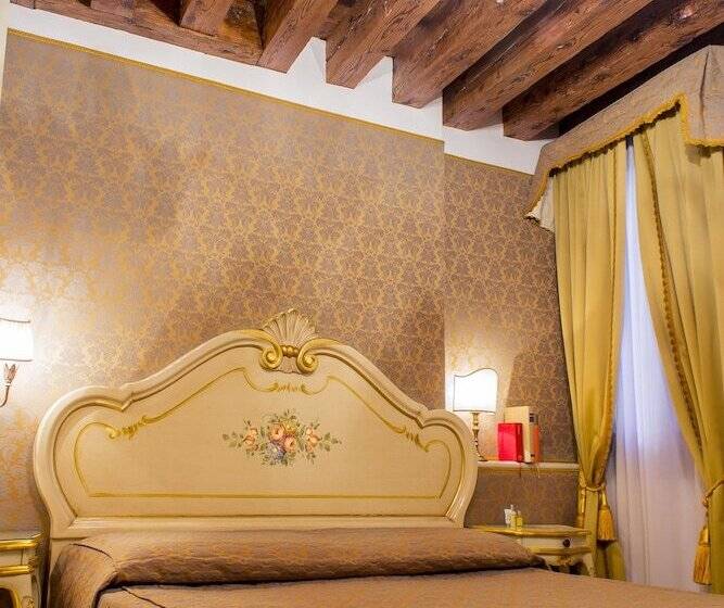 اتاق استاندارد یک نفره, Apostoli Palace