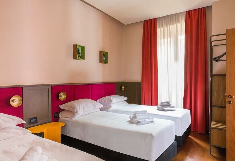 חדר בסיסי לשלושה, Condominio Monti Boutique