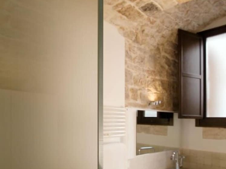 标准间, Corte Altavilla