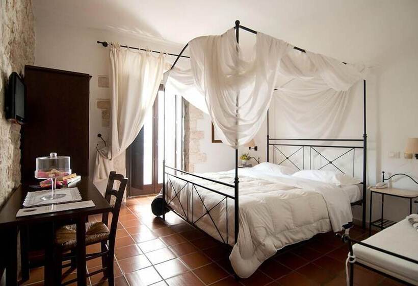 标准间, Corte Altavilla