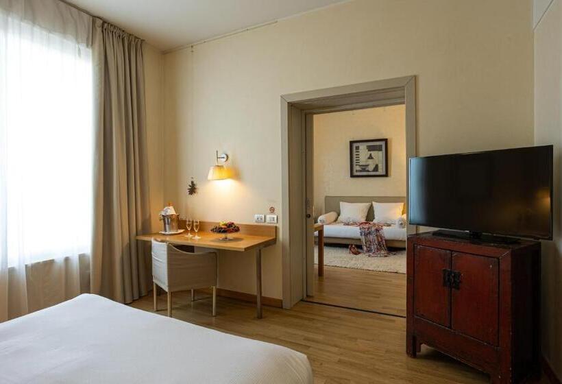 סוויטת ג'וניור, Cosmo Hotel Palace