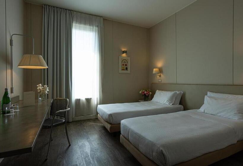 חדר סטנדרט, Cosmo Hotel Palace