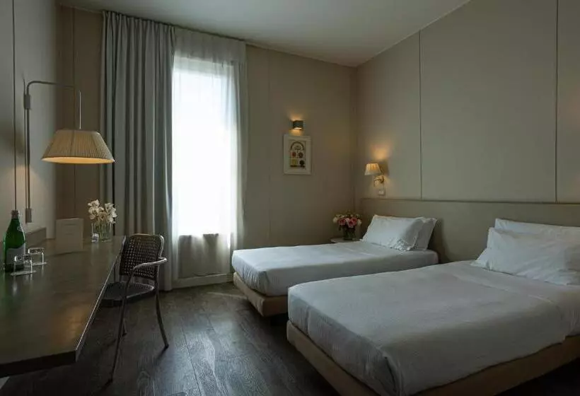 اتاق استاندارد, Cosmo Hotel Palace