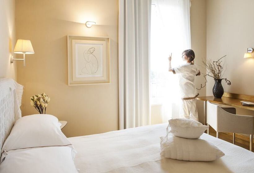 חדר סטנדרט, Cosmo Hotel Palace