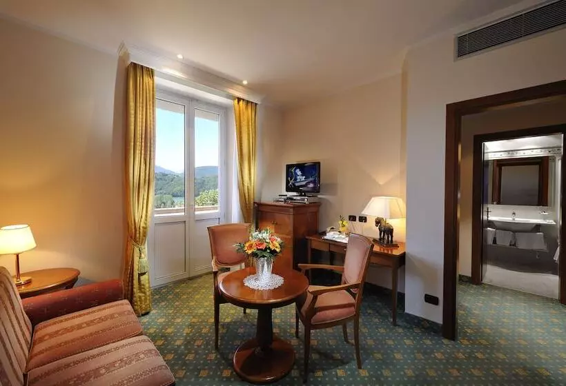 Suite, Eden
