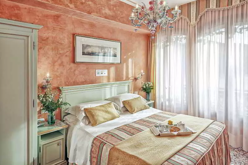 اتاق استاندارد, Firenze